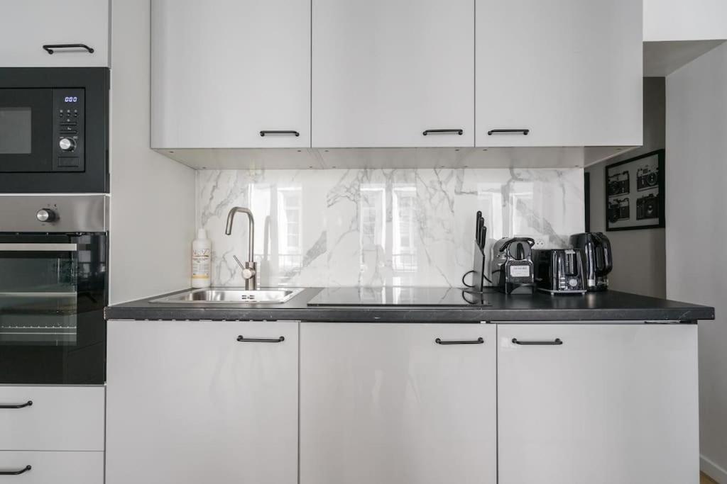 Grand Boulevard 12 : Cosy 1br- 4p * Paris