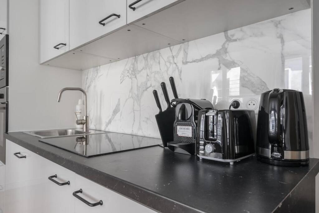 Grand Boulevard 12 : Cosy 1br- 4p Apartment *